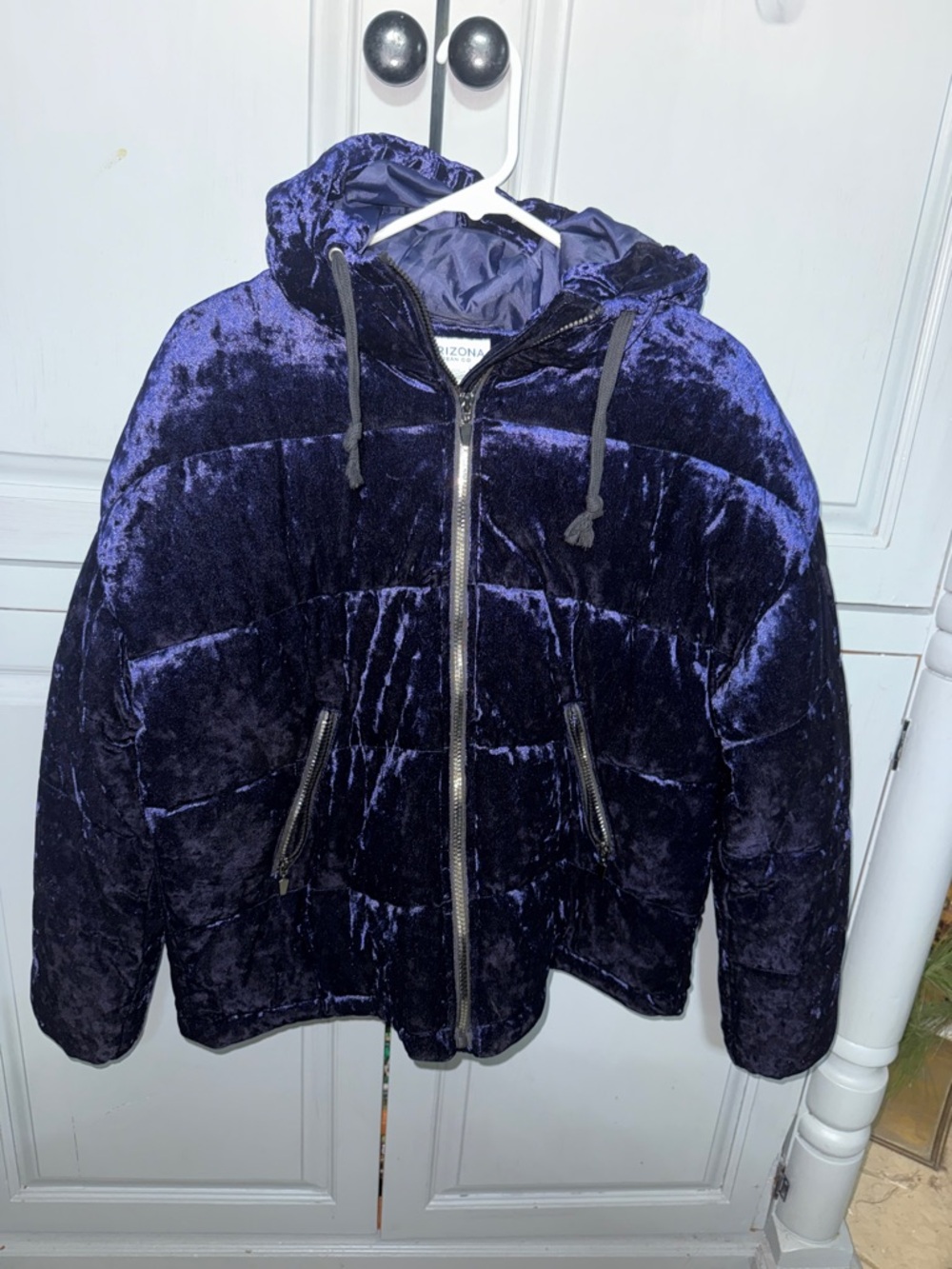 Arizona Jean Company Velvet Puffer Jacket in Deep Navy